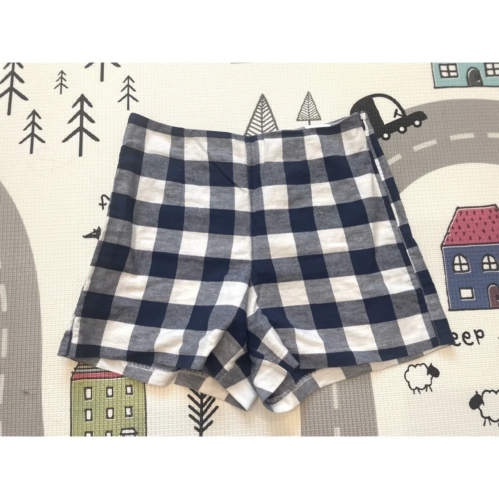 Old Navy high-waisted Buffalo plaid shorts